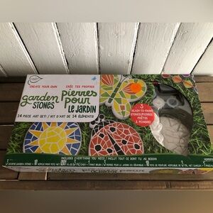 Garden Stones Ready-to-Paint Set - Multicolor